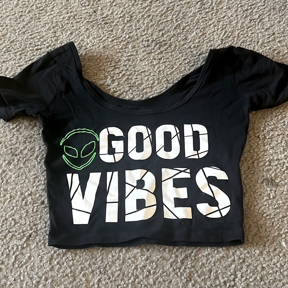 Good Vibes crop top